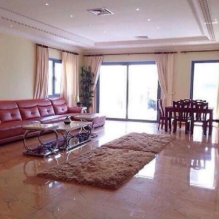 منتجع اليال Alyal Resort Al Khiran Ngoại thất bức ảnh